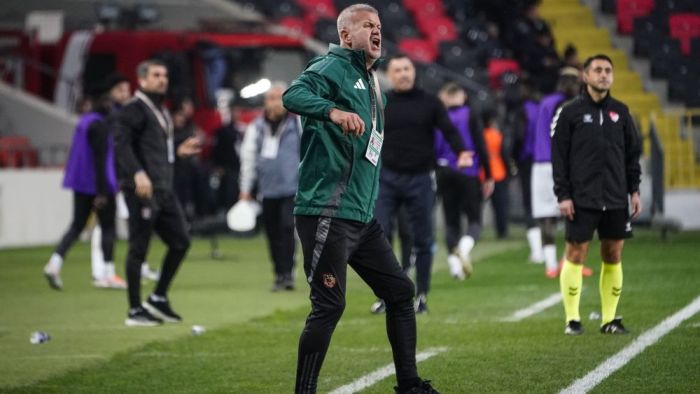 Gaziantep FK'da Volkan Kazak konuştu.